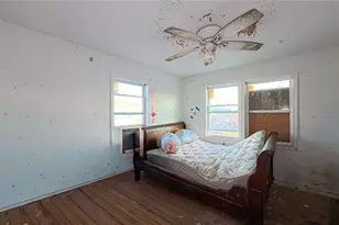 7002 Ave Q 1/2, Galveston, TX 77551 - Photo 5