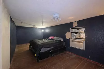 7002 Avenue Q 1/2, Galveston, TX 77551 - Photo 3