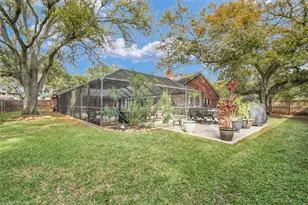 52 Dewberry Ct, Lake Jackson, TX 77566 - Photo 37