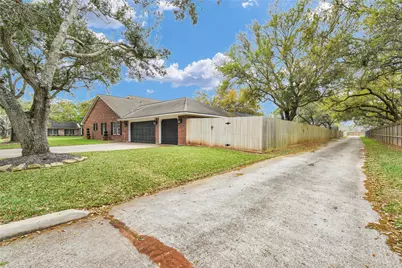 52 Dewberry Court, Lake Jackson, TX 77566 - Photo 45