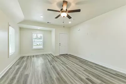 18433 Novarra Drive, Conroe, TX 77306 - Photo 7