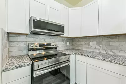 18433 Novarra Drive, Conroe, TX 77306 - Photo 13