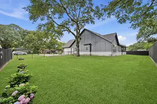 708 Magnolia St Ave, Sealy, TX 77474 - Photo 29