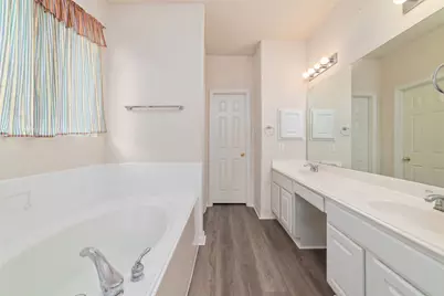 12426 Taylorwood Lane, Houston, TX 77070 - Photo 19