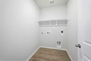 2726 Ruby Laurel Dr, Iowa Colony, TX 77583 - Photo 9