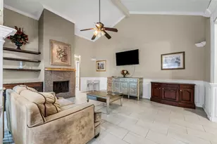 12127 W Marsham Cir, Houston, TX 77066 - Photo 3