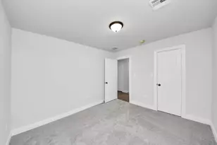 10310 Woodhill Spa Ln, Cleveland, TX 77327 - Photo 17