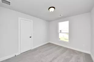 10310 Woodhill Spa Ln, Cleveland, TX 77327 - Photo 15