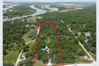 1316 N Main Street, Highlands, TX 77562 - Photo 27