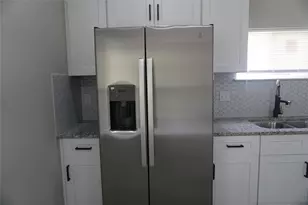 11514 Persimmon, Willis, TX 77318 - Photo 3