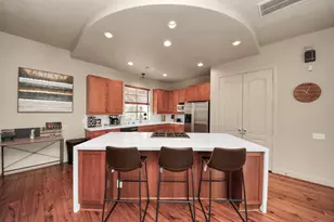 1000 Columbus St, Houston, TX 77019 - Photo 9