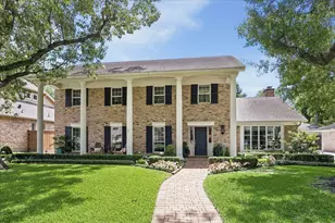 442 Southchester Ln, Houston, TX 77079 - Photo 1