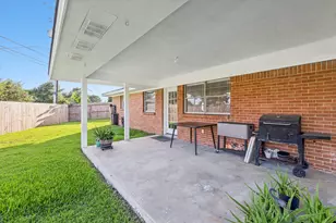 4502 Sage Cir, Baytown, TX 77521 - Photo 27