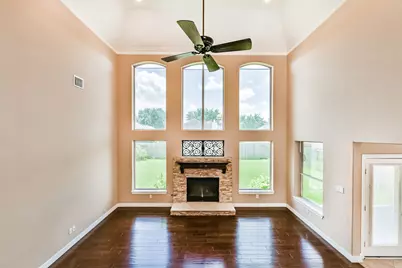 2422 Kinsdale Avenue, Dickinson, TX 77539 - Photo 9