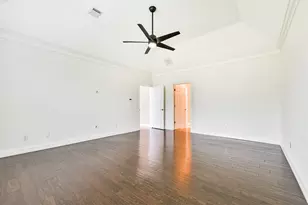 2422 Kinsdale Ave, Dickinson, TX 77539 - Photo 21