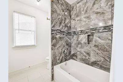 2422 Kinsdale Avenue, Dickinson, TX 77539 - Photo 35