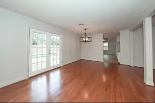 9535 Meadowbriar Ln, Houston, TX 77063 - Photo 7