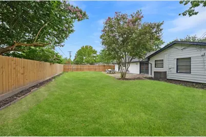 9535 Meadowbriar Lane, Houston, TX 77063 - Photo 19