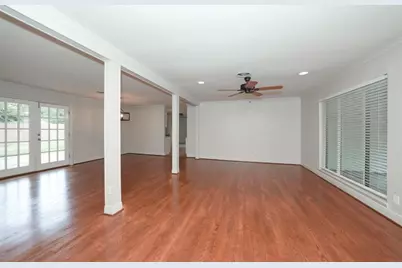 9535 Meadowbriar Lane, Houston, TX 77063 - Photo 5