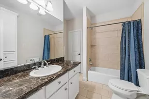 3411 Banbury Pl, Houston, TX 77027 - Photo 33