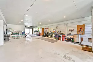 8111 Broadway St, Galveston, TX 77554 - Photo 43