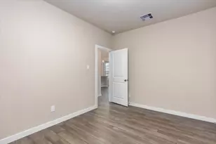 5063 Hazel Orch Dr, Houston, TX 77066 - Photo 17