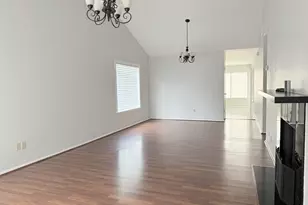 11633 Village Pl Dr, Houston, TX 77077 - Photo 5