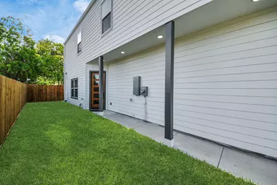 9303 Jutland Road, Houston, TX 77033 - Photo 35
