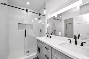 9303 Jutland Rd, Houston, TX 77033 - Photo 25