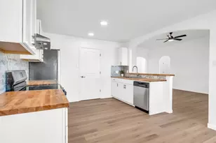 27014 N Maverick Ranch Road N, Magnolia, TX 77355 - Photo 11