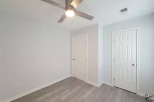 11850 Greencanyon Dr, Houston, TX 77044 - Photo 17