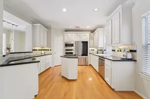 5718 Feagan St, Houston, TX 77007 - Photo 15