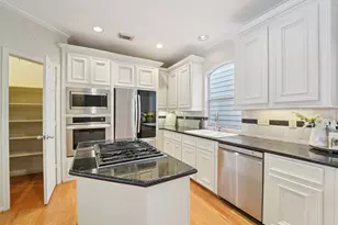 5718 Feagan St, Houston, TX 77007 - Photo 17