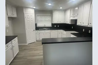 7210 Mikes, Wallis, TX 77485 - Photo 9