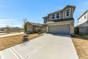 4214 Red Cedar Ring Ln, Pinehurst, TX 77362 - Photo 3