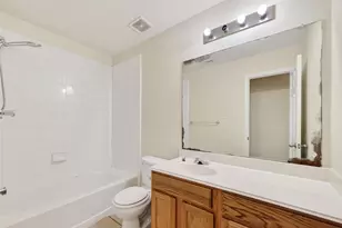 16119 Gavin Ln, Houston, TX 77049 - Photo 37