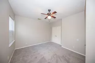 11527 Earley Forest Ln, Houston, TX 77043 - Photo 19