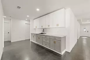 5902 Reamer St, Houston, TX 77074 - Photo 15