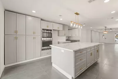 5902 Reamer Street, Houston, TX 77074 - Photo 13