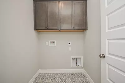 24550 Carleton Lake Lane, Tomball, TX 77375 - Photo 17