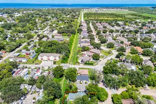 922 Bacliff Dr, Bacliff, TX 77518 - Photo 37