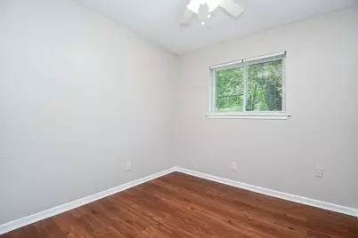 922 Bacliff Drive, Bacliff, TX 77518 - Photo 21