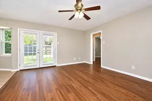 922 Bacliff Dr, Bacliff, TX 77518 - Photo 21