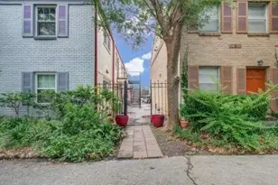 11609 Chimney Rock Rd, Houston, TX 77035 - Photo 21