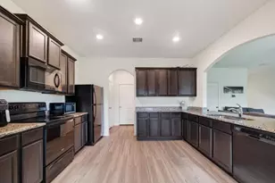 15311 Crescent Brookfield Dr, Humble, TX 77396 - Photo 3