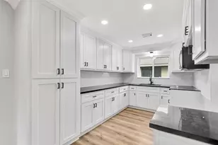 704 Teabury Ave, Pasadena, TX 77503 - Photo 15