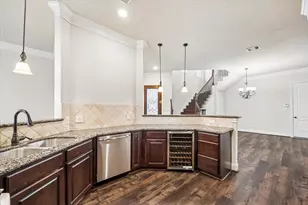 5513 Petty St, Houston, TX 77007 - Photo 9
