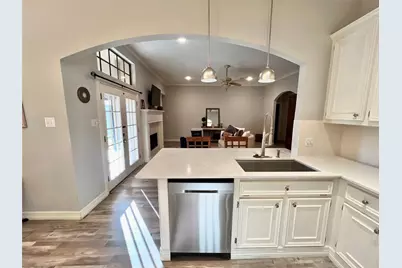 108 Audubon Woods Drive, Richwood, TX 77531 - Photo 13