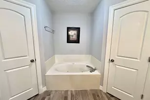 108 Audubon Woods Dr, Richwood, TX 77531 - Photo 25