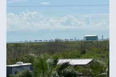 911 S Tinkle Lane, Crystal Beach, TX 77650 - Photo 21